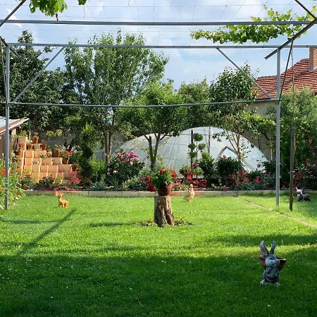 в с. габарево, долината на розите. *