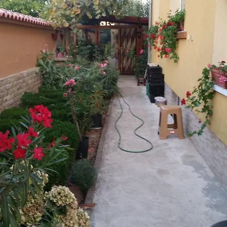 Вилла в с. габарево, долината на розите. Gabarevo